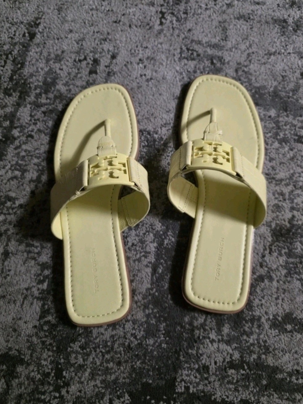 Tory Burch Pale Yellow Leather Thong Slide Sandals Size 7.5